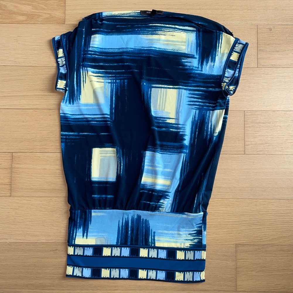 Bcbg Maxazria Oversized Patterned Top - image 1